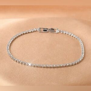 18k Plated White Gold Classic Cubic Zirconia Tennis Bracelet